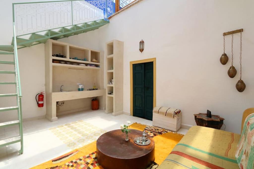 Hébergement de vacances Haloma 90m2 In Der Medina Mit Terrasse